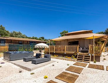 Luxe Glamping Tent Jacuzzi &amp; Boerderij