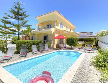 Vakantiehuis V6 Menir