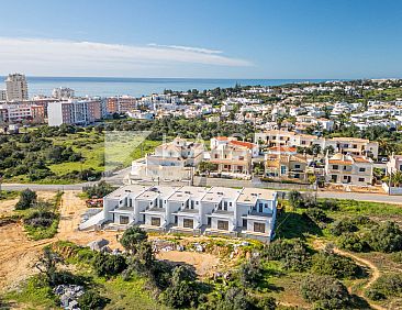 Geschakelde woning in Armação de Pêra