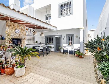 Vrijstaande woning in Olhão