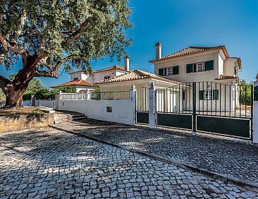 Vrijstaande woning in Setubal