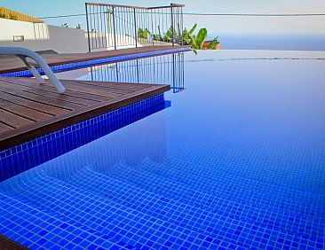 Vakantiehuis in Estreito Da Calheta mit Privatem Pool und Me