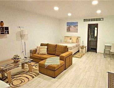 Appartement mit eigenem Pool