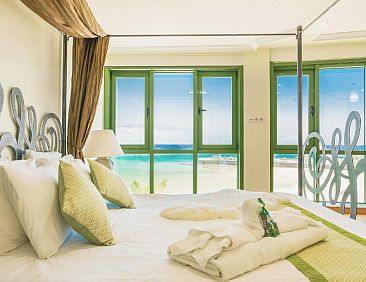 Arrecife Sands