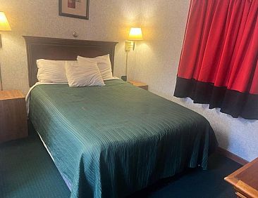 Stonybrook Motel &amp; Lodge