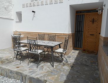 Vakantiehuis mit Garten und gemeinsamem Pool