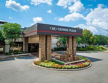 Crowne Plaza Suffern-Mahwah, an IHG Hotel