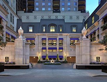 Waldorf Astoria Chicago
