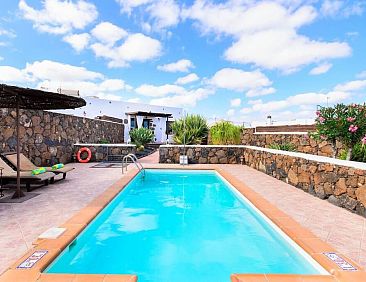 Vakantiehuis mit privatem Pool für 3 Personen + 1 Kind ca. 