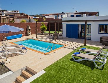 Vakantiehuis Villa mit beheiztem Pool in der Nähe von Papag