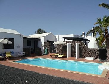 Vakantiehuis Villa mit Pool und herrlichem Meerblick