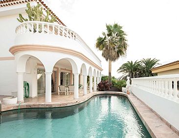 Vakantiehuis Villa mit beheizten Privat Pool und Meersicht