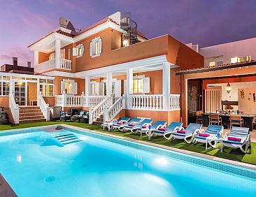 Vakantiehuis Villa Naranja mit beheiztem Pool und Meerblick