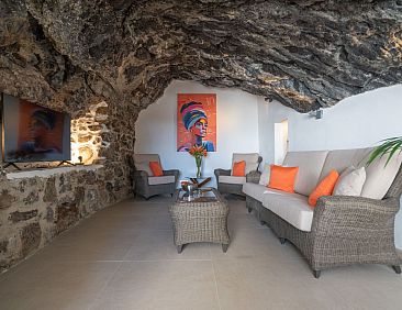 Vakantiehuis Spektakuläre Höhle mit zwei großen Terrassen