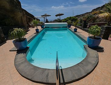 Vakantiehuis Finca "Castillo Bentley" Schlafen in einer vulk