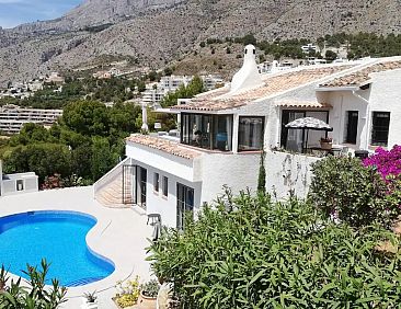 Luxe grote villa met prive zwembad.