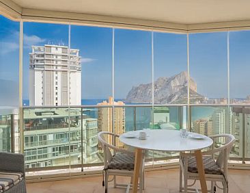 Esmeralda Suites