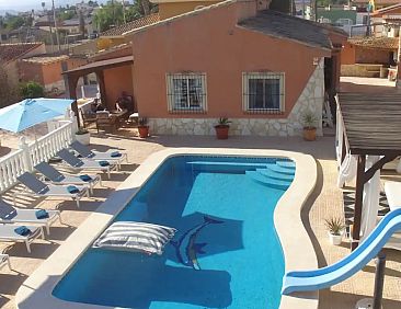 Luxe villa met privézwembad
