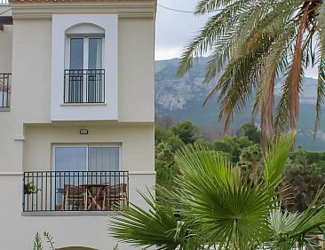 Coastal Bloom Denia