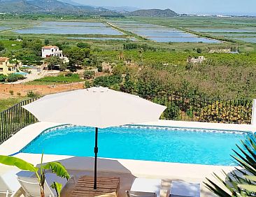El Castellet, privé huis en zwembad