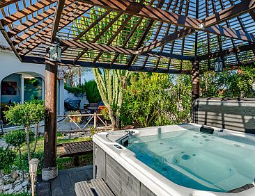 Vakantiehuis Villa Yakamoz