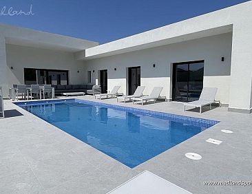 Vrijstaande woning in La Romana