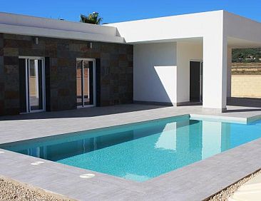 Vrijstaande woning in La Romana