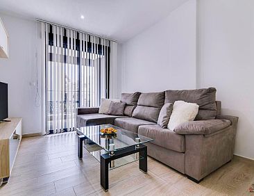 Appartement "Pinada Beach" mit Schwimmbad