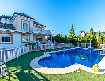 Vrijstaande woning in Elche