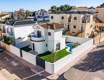 Geschakelde woning in Campoamor