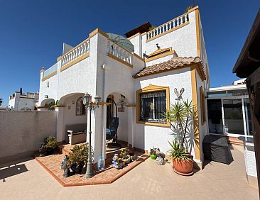 Vrijstaande woning in Los Montesinos