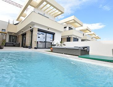 Vrijstaande woning in Los Montesinos