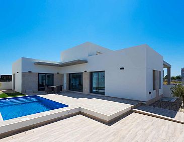 Geschakelde woning in Daya Nueva
