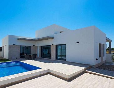 Vrijstaande woning in Daya Nueva