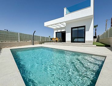 Vrijstaande woning in Algorfa