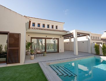 Vrijstaande woning in Algorfa