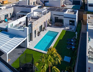 Vrijstaande woning in Algorfa