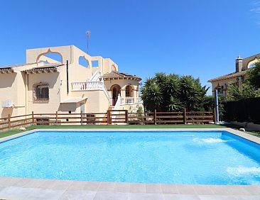 Chalet in Algorfa
