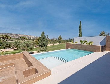 Vrijstaande woning in Algorfa