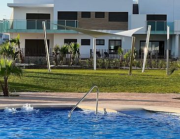 Casa Yuzu - 3 slpk, zwembad &amp; golf