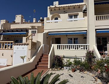 Geschakelde woning in Orihuela