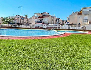 Geschakelde woning in Orihuela