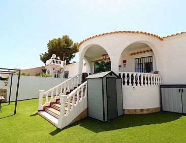 Geschakelde woning in Orihuela