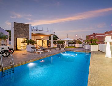 Geschakelde woning in Orihuela
