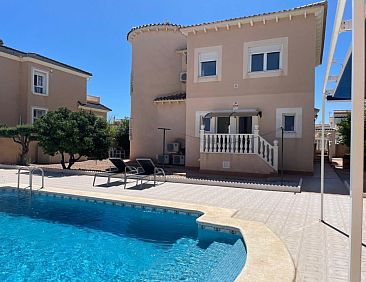 Vrijstaande woning in Orihuela