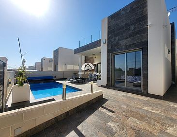 Vrijstaande woning in Orihuela