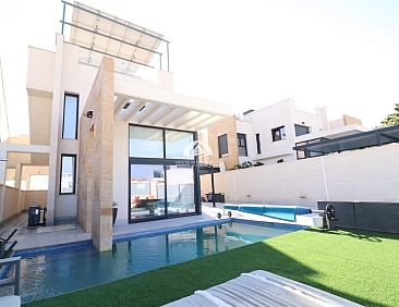Vrijstaande woning in Orihuela