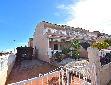 Geschakelde woning in Orihuela