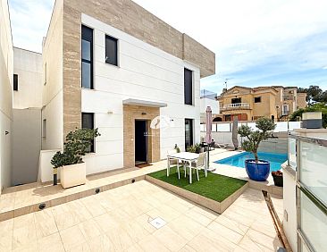 Vrijstaande woning in Orihuela