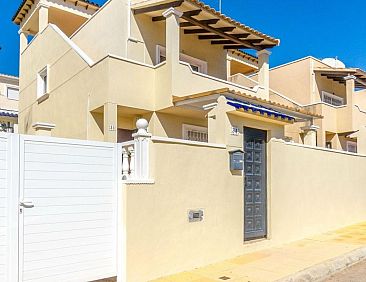 Geschakelde woning in Orihuela